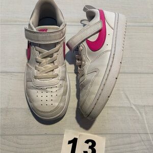 Nike Kids court borough White Sneakers with Pink Accents size 13